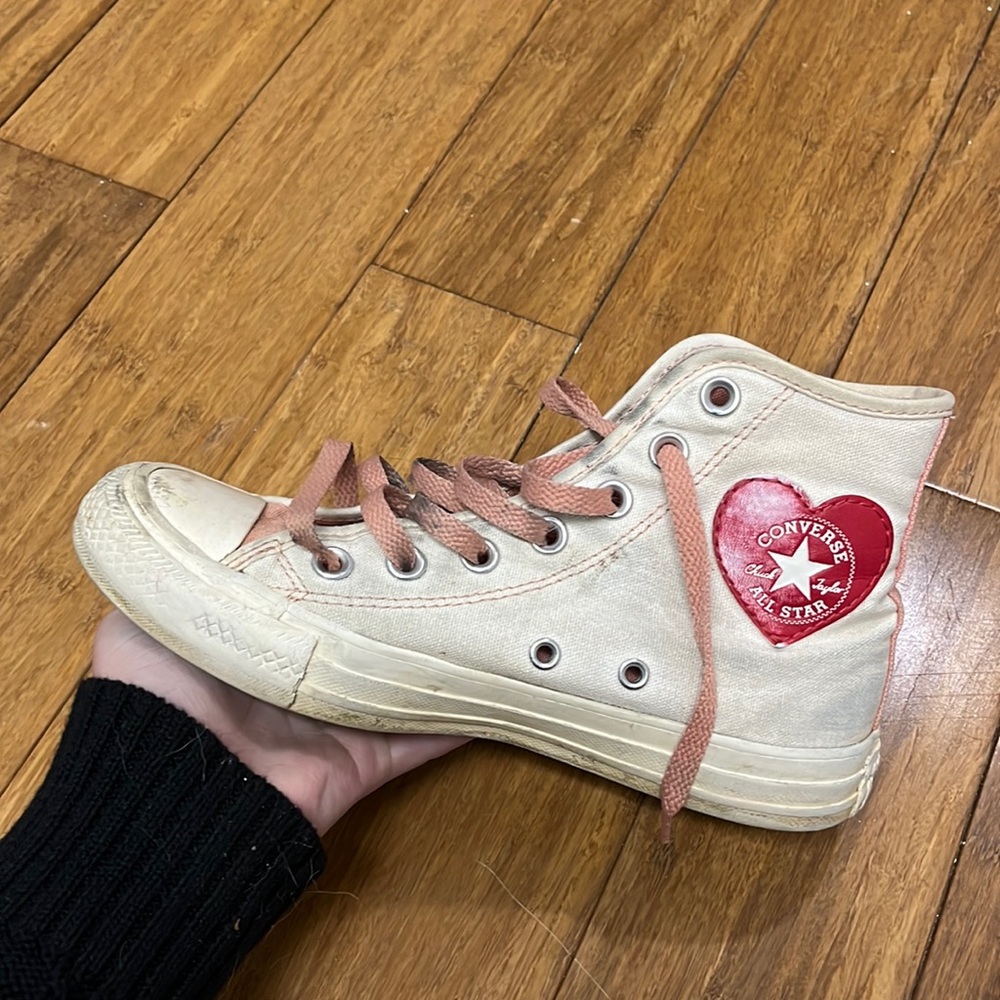 A bit worn/dirty Custom Converse